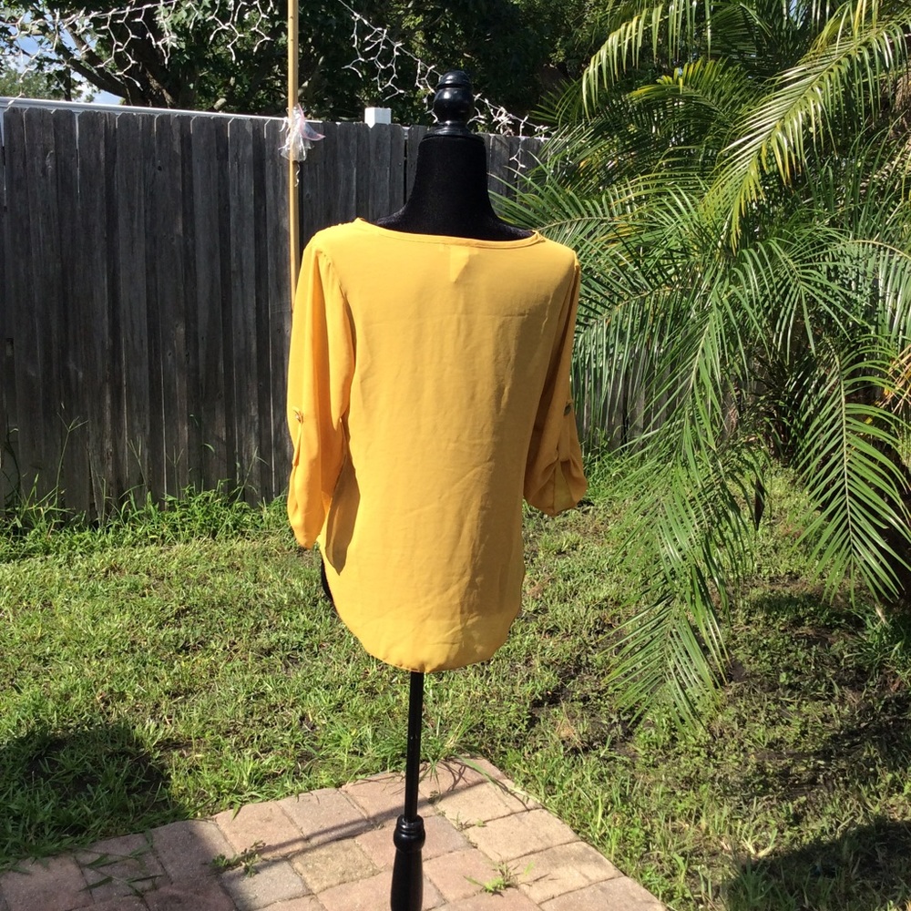 Blouse - Picture 3 of 7